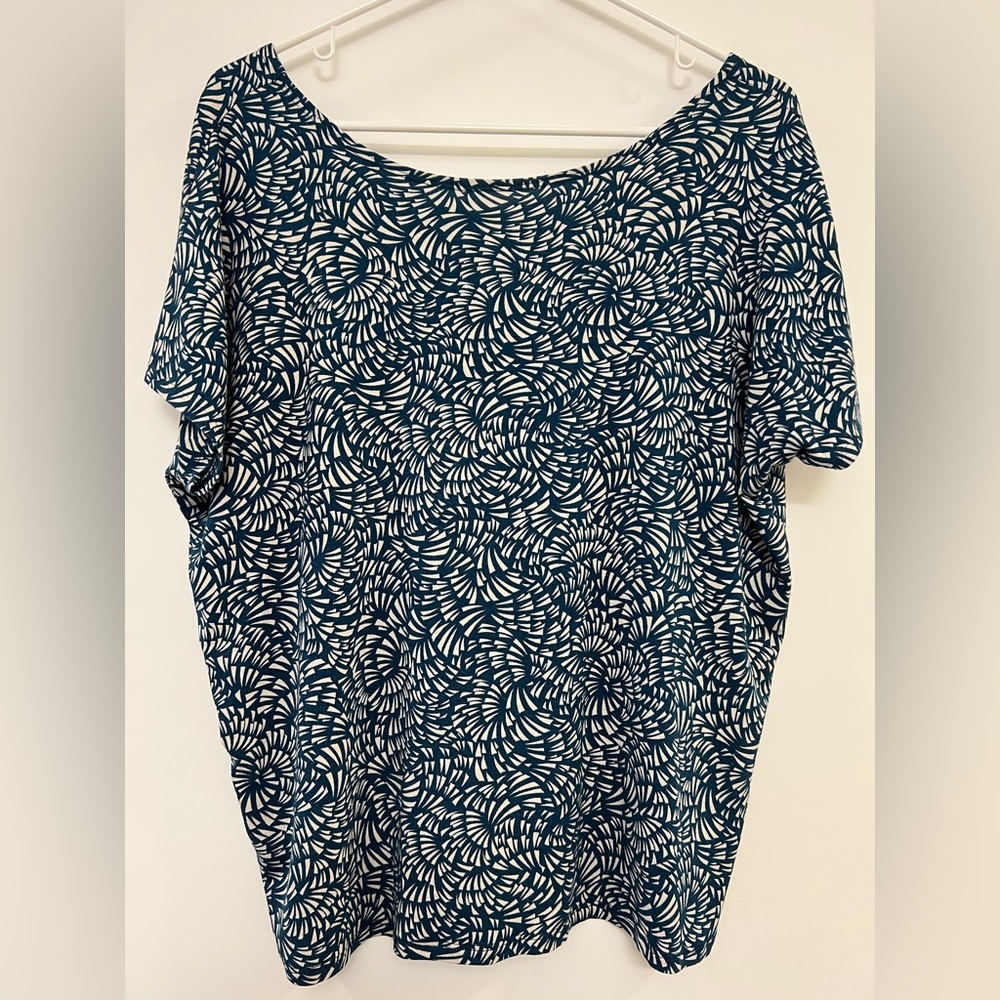 a-line Hawaii Scoop Neck Top - size S